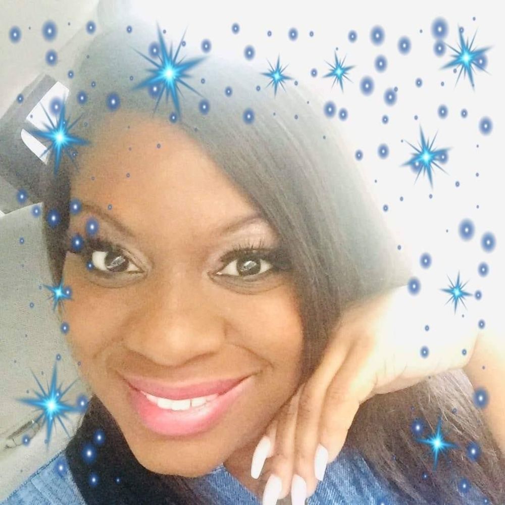 Meet your Posher, Renee